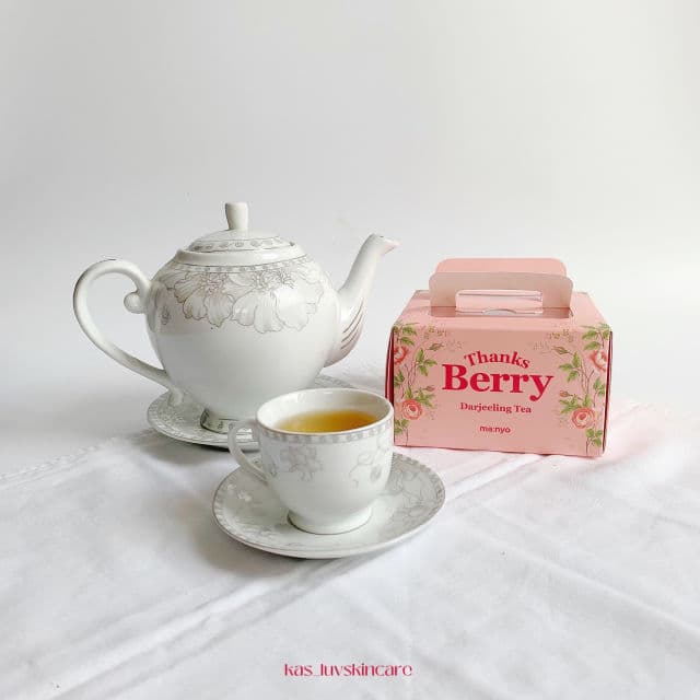 manyo Thanks Berry Darjeeling Tea Mask review photo by kasluvskincare