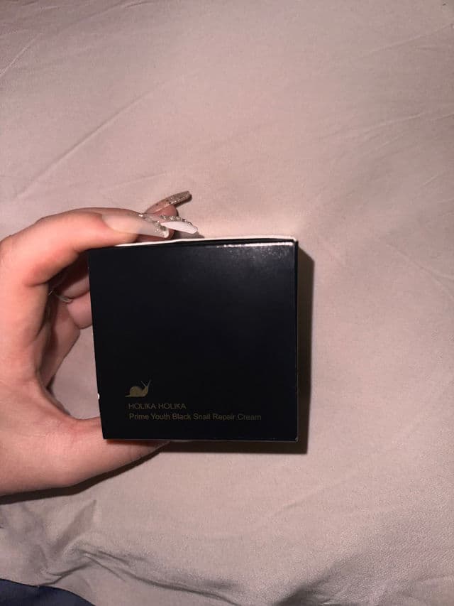 HOLIKA HOLIKA Prime Youth Black Snail Repair Cream review photo by elyseamela