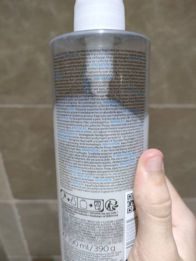 La Roche-Posay Effaclar H Iso-Biome Soothing Cleansing Cream review photo by Inesschy