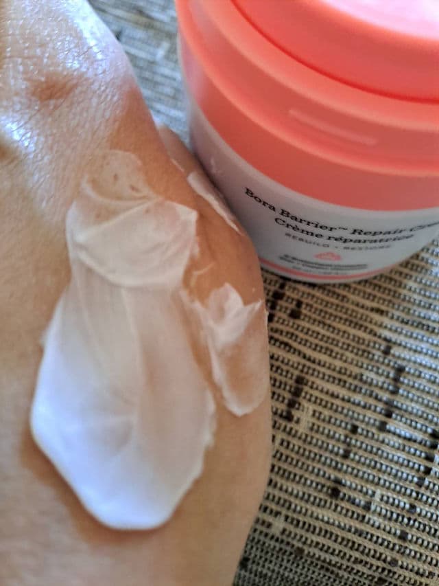 Drunk Elephant Bora Barrier Repair Cream review photo by Cosymakeup15