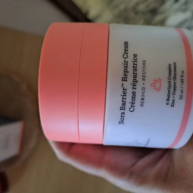 Drunk Elephant Bora Barrier Repair Cream review photo by Cosymakeup15