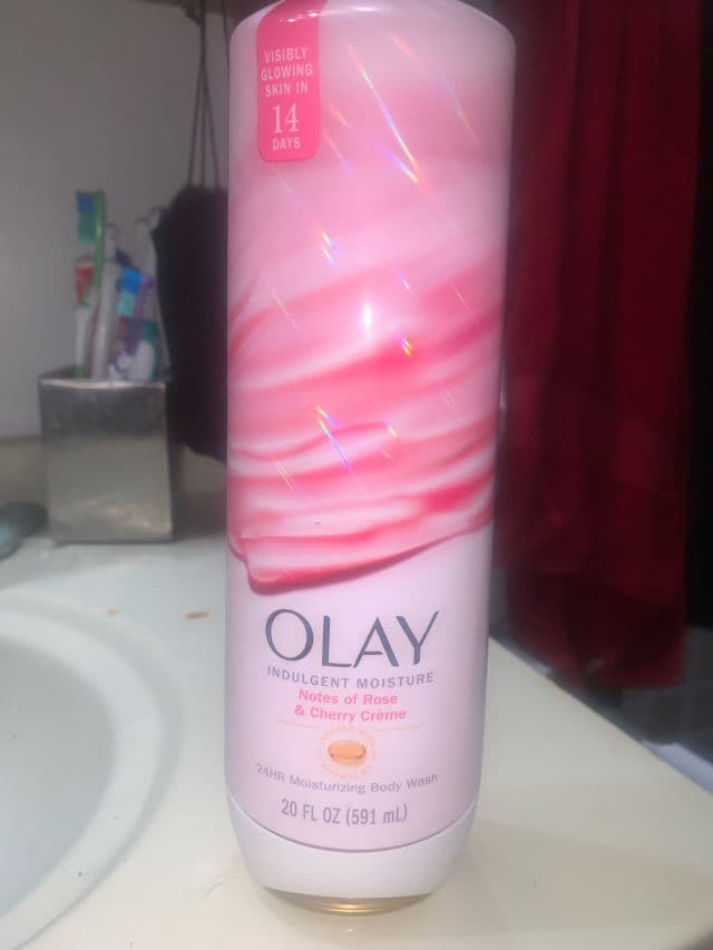 Olay Indulgent Moisture Rose & Cherry Body Wash review photo by kshey34