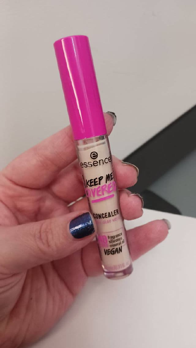Essence Stay All Day 16h Long-Lasting Concealer review photo by rcreddragon