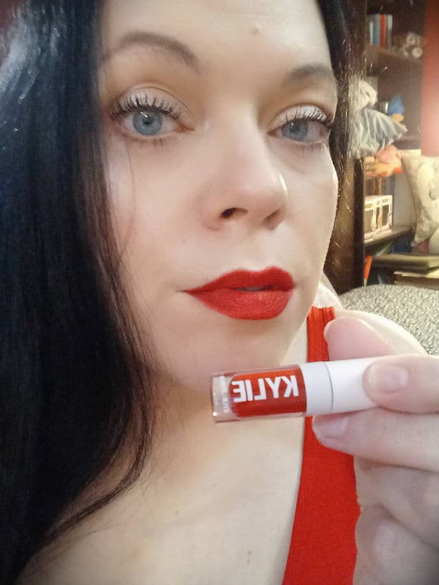 KYLIE COSMETICS Dolce K Matte Lip Kit review photo by rcreddragon