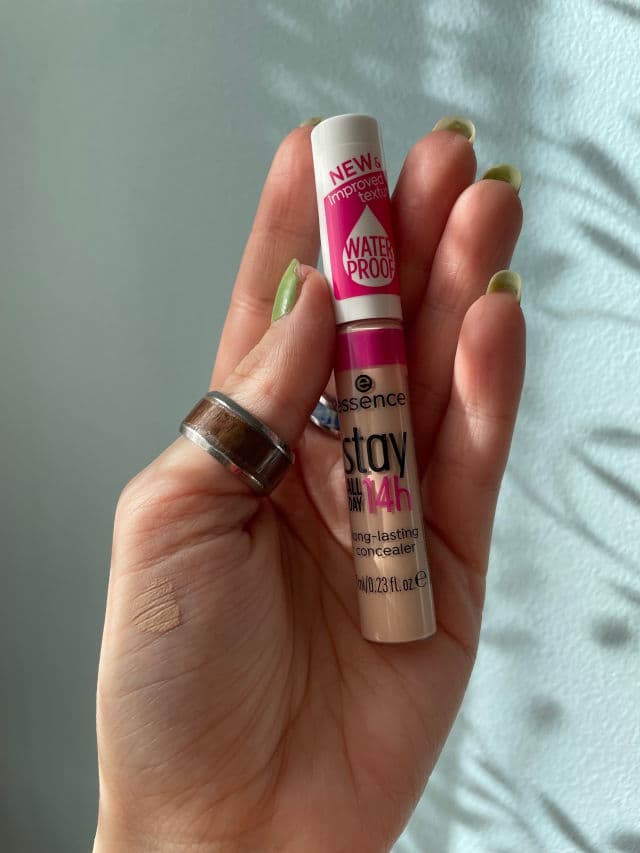 Essence Stay All Day 16h Long-Lasting Concealer review photo by aloecaring