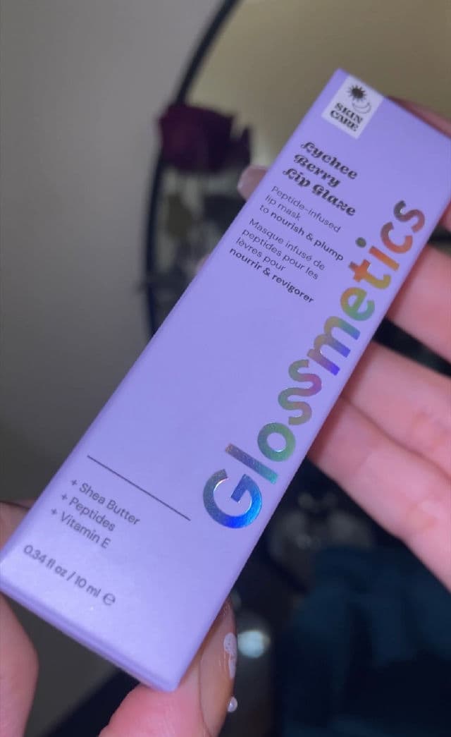 Glossmetics Lychee Berry Lip Glaze review photo by emylissette