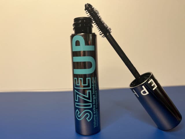 Sephora Collection Size Up Volumizing Mascara review photo by Manda91222
