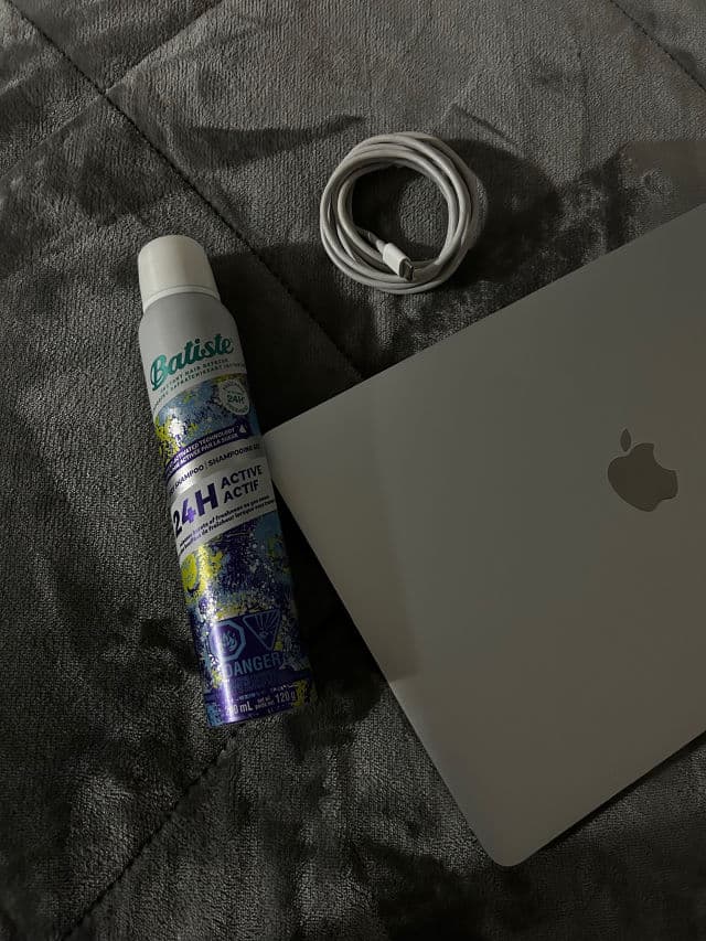 Batiste Lightly Scented Naturally Dry Shampoo - Green Tea & Chamomile review photo by manjotk