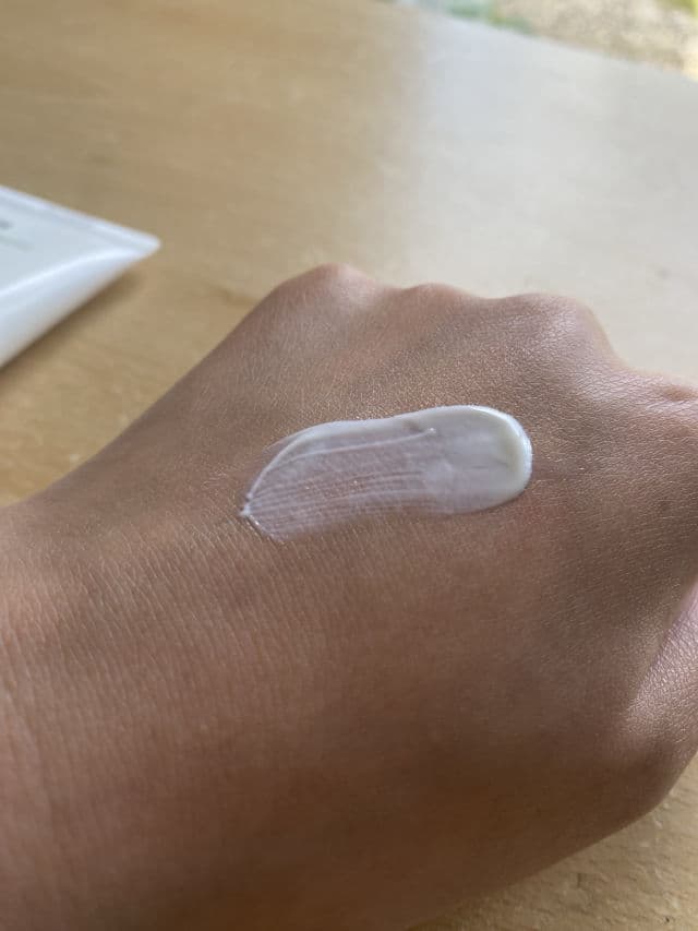 Rovectin Intense Moisture Sun Cream SPF50+ PA++++ Reef-Safe review photo by Karamell