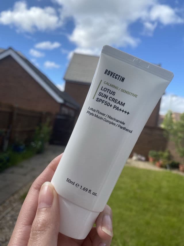 Rovectin Intense Moisture Sun Cream SPF50+ PA++++ Reef-Safe review photo by Karamell