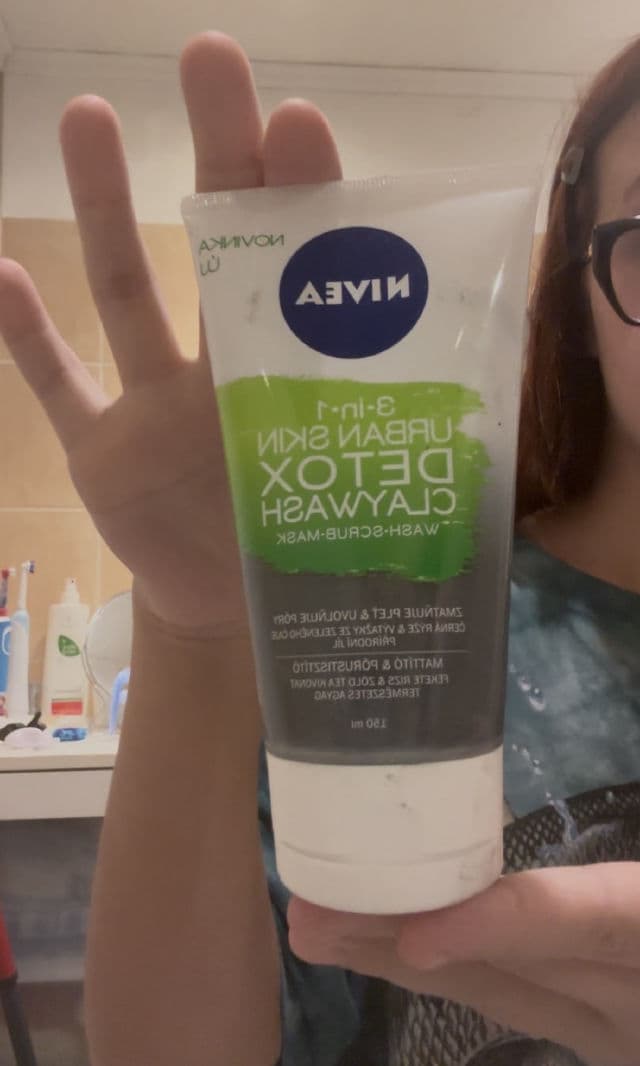 Nivea 3-in-1 Urban Skin Detox Clay Wash review photo by natqlkq