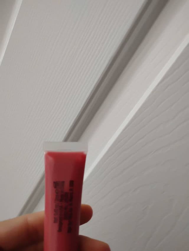 Honest Beauty Gloss-C Lip Gloss - Pink Agate review photo by Jlo