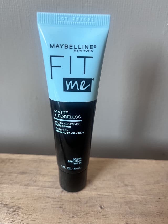 Maybelline Fit Me! Matte + Poreless Mattifying Primer SPF 20 review photo by SandraLuz