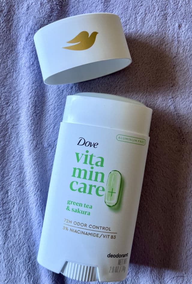 Dove VitaminCare+ Deodorant Stick Cucumber & Melon review photo by SandraLuz