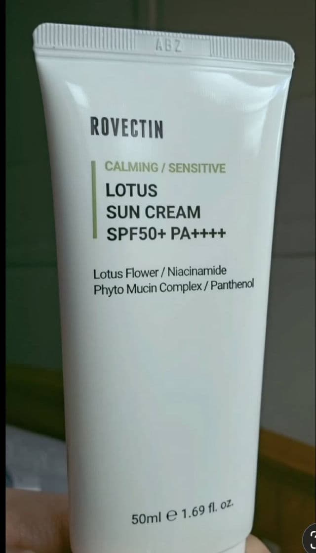 Rovectin Intense Moisture Sun Cream SPF50+ PA++++ Reef-Safe review photo by Mrslorihayes