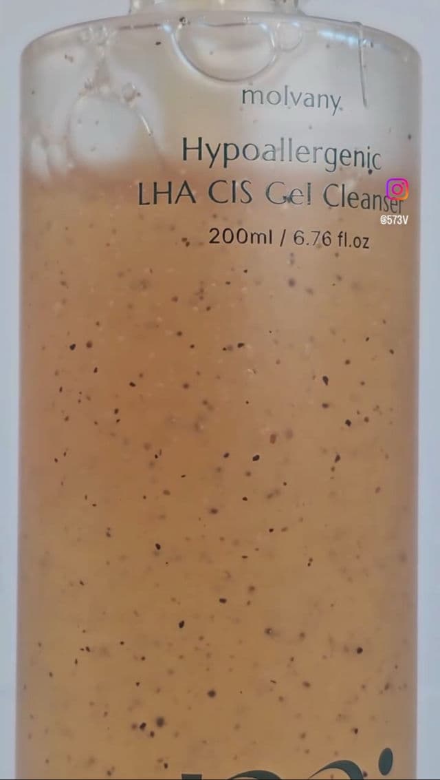 MOLVANY Hypoallergenic LHA CIS Gel Cleanser review photo by Hlanderz