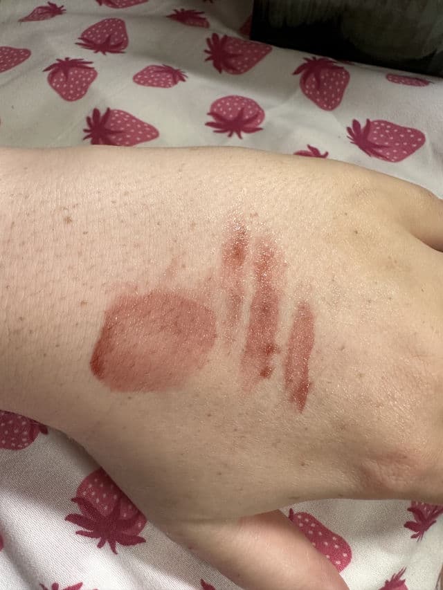 Romand 12 Cherry Bomb (Autumn Series) review photo by lunambeauty