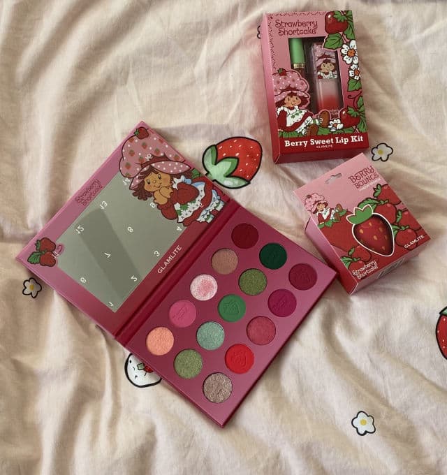 Glamlite Scooby-Doo Ruh Roh Raggy Palette review photo by luvbivi