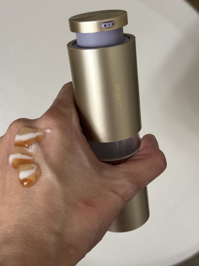 Laneige Perfect Renew 3X Signature Serum review photo by Nadine26