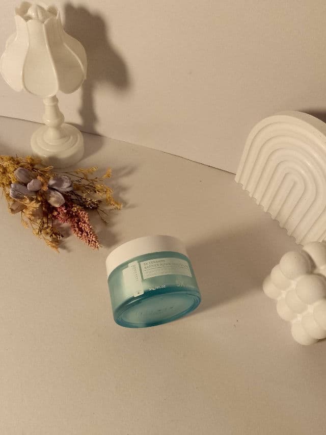 PAPA FEEL 5X Ceramide Barrier Repair Moisturizer review photo by UGCMARIKYAAT