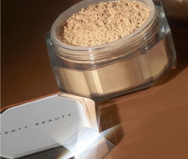 Fenty Beauty Pro Filt'r Instant Retouch Setting Powder - Banana review photo by Dachekar