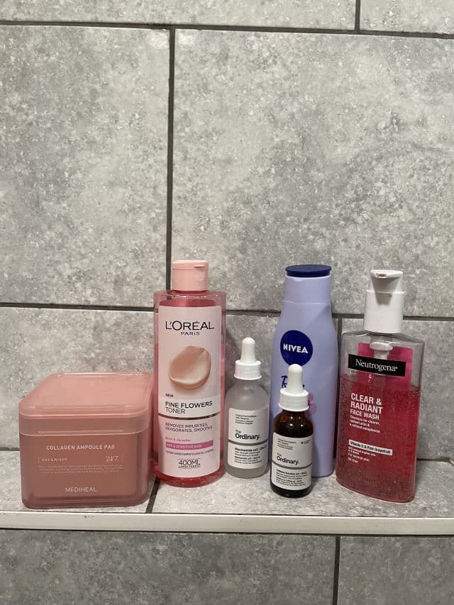 L'Oreal Paris Fine Flowers Toner Dry/Sensitive Skin review photo by sanabibi