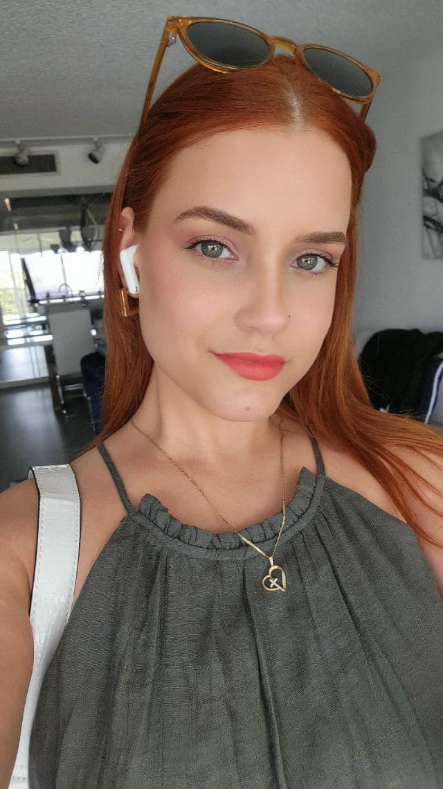 Lancome Teint Miracle Hydrating Foundation SPF 15 review photo by Rosany