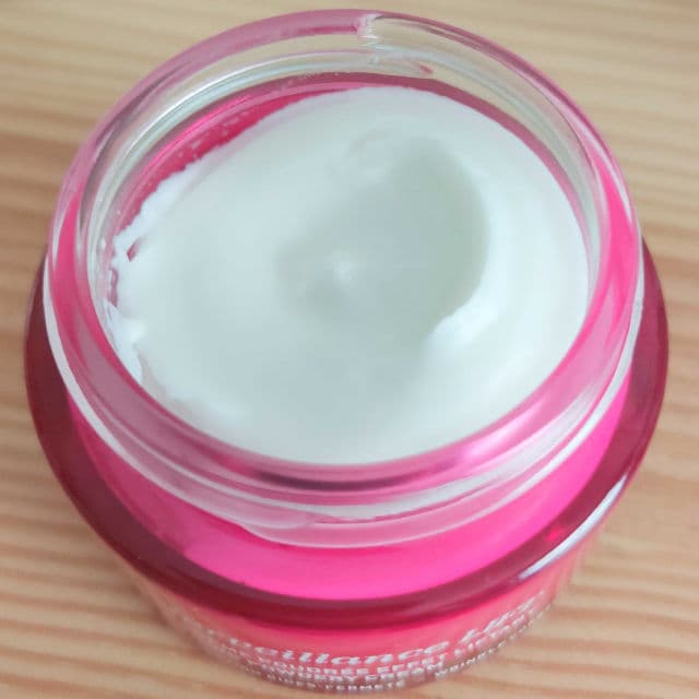 Nuxe Merveillance Lift Firming Powdery Cream review photo by FrenchyPeach19