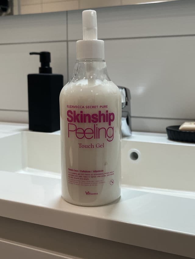 ELIZAVECCA Secret Pure Skinship Peeling Touch Gel review photo by helenaamyhre