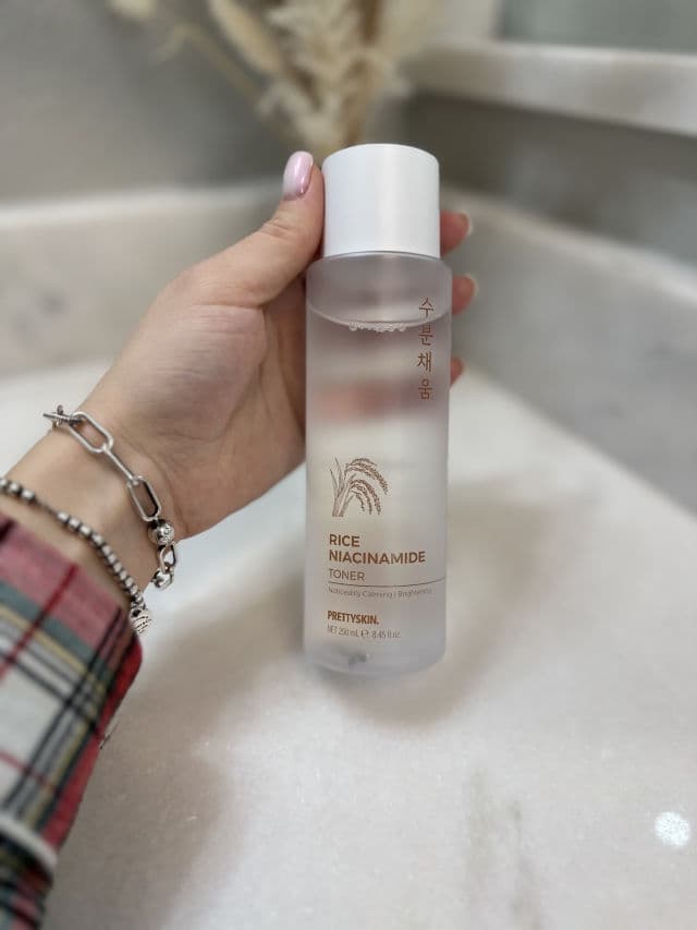 Pretty Skin Rice & Niacinamide Toner review photo by innasolo05