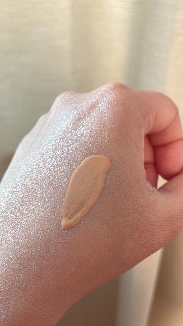 MAC Studio Radiance Face and Body Radiant Sheer Foundation review photo by Puja15
