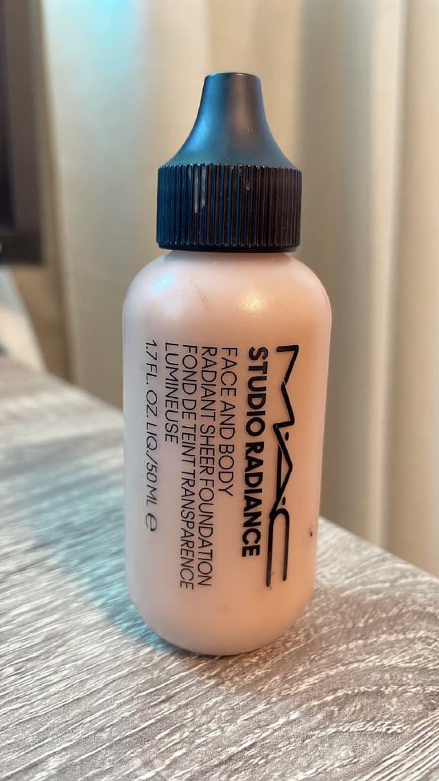MAC Studio Radiance Face and Body Radiant Sheer Foundation review photo by Puja15