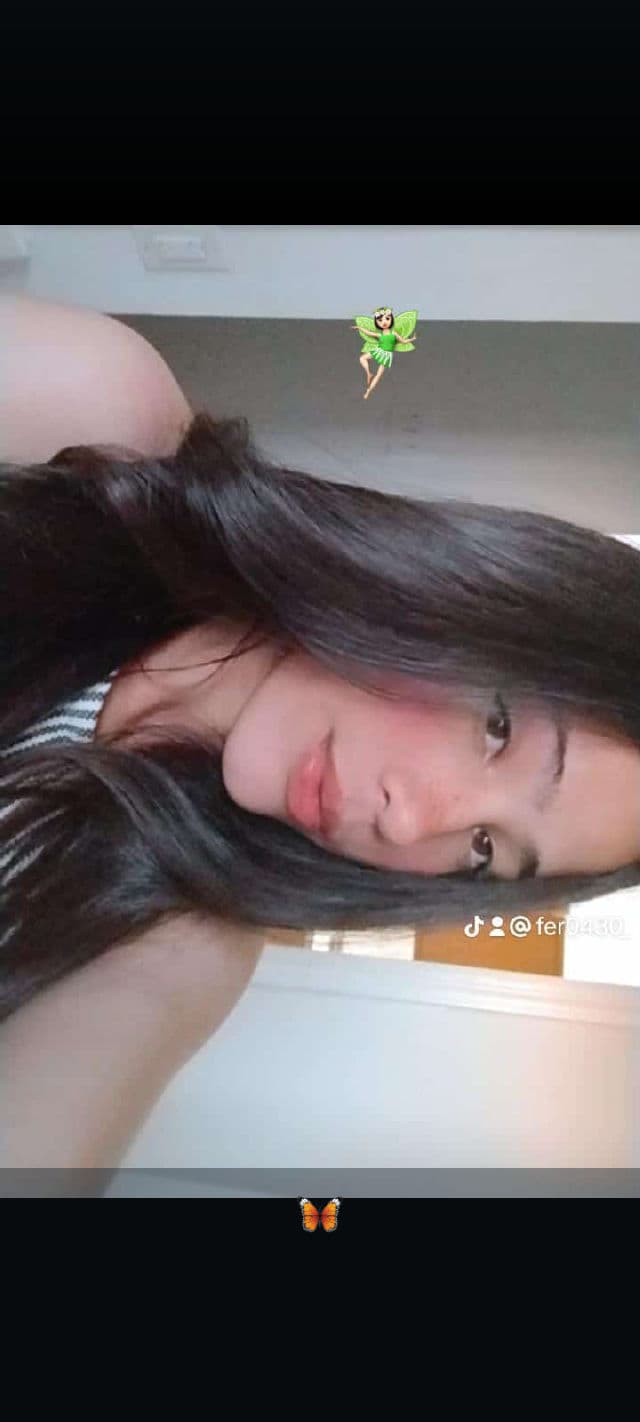 Honest Beauty Gloss-C Lip Gloss - Pink Agate review photo by Jlo