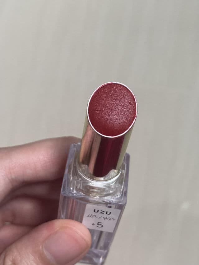 UZU 38°C/99°F Lipstick <Tokyo> +5 Red review photo by pocelyn