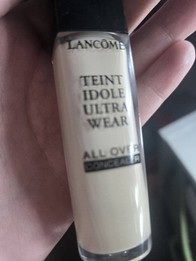 Lancome Teint Idole Ultra Wear All Over Concealer review photo by loveaxolotls