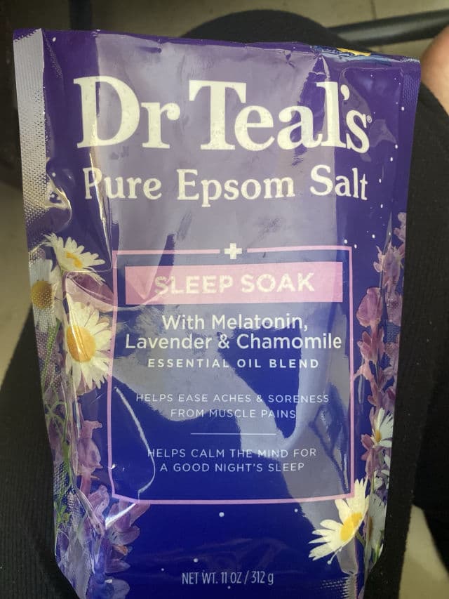 Dr Teal's Soothe & Sleep with Lavender Pure Epsom Salt Soaking Solution review photo by yenniferot