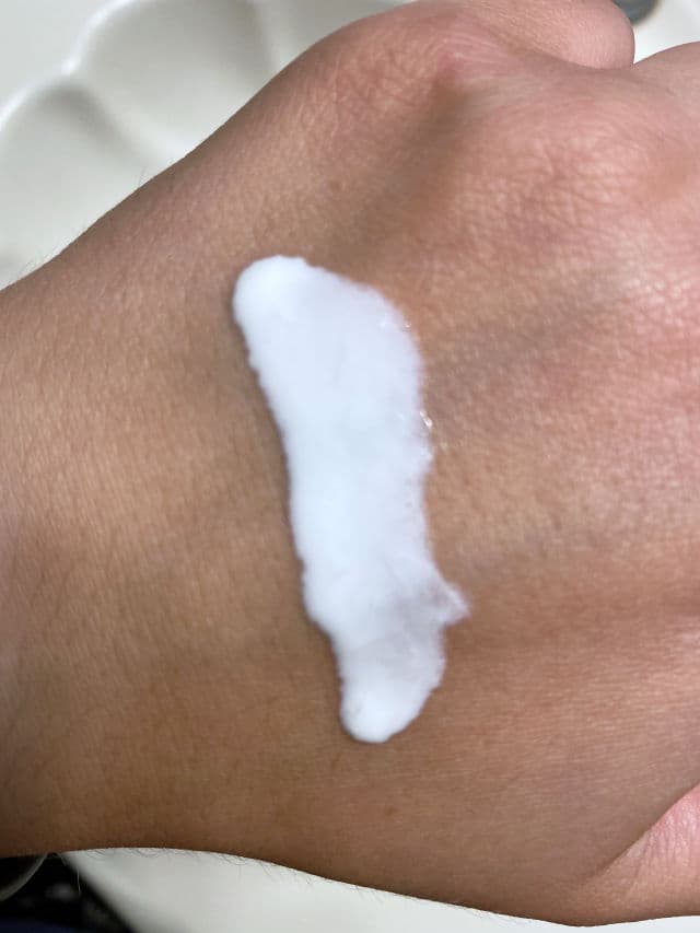 Sun Bears Strong Super Plus Sunblock SPF50+ PA++++ review photo by sugarkittymeow