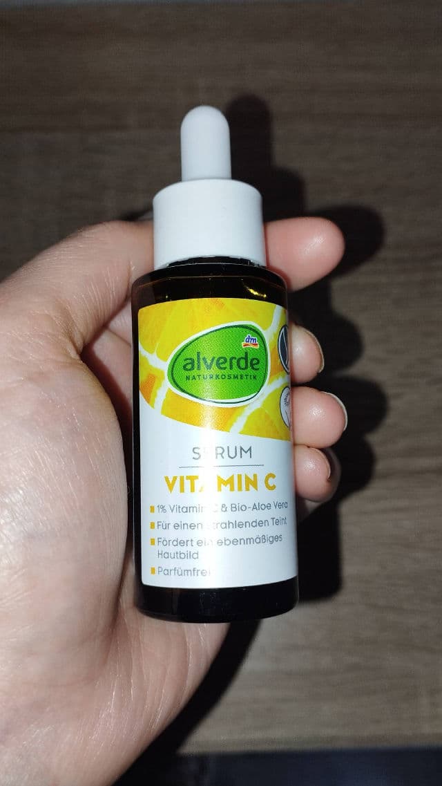 Alverde Naturkosmetik Vitamin C Serum review photo by Laurarivera