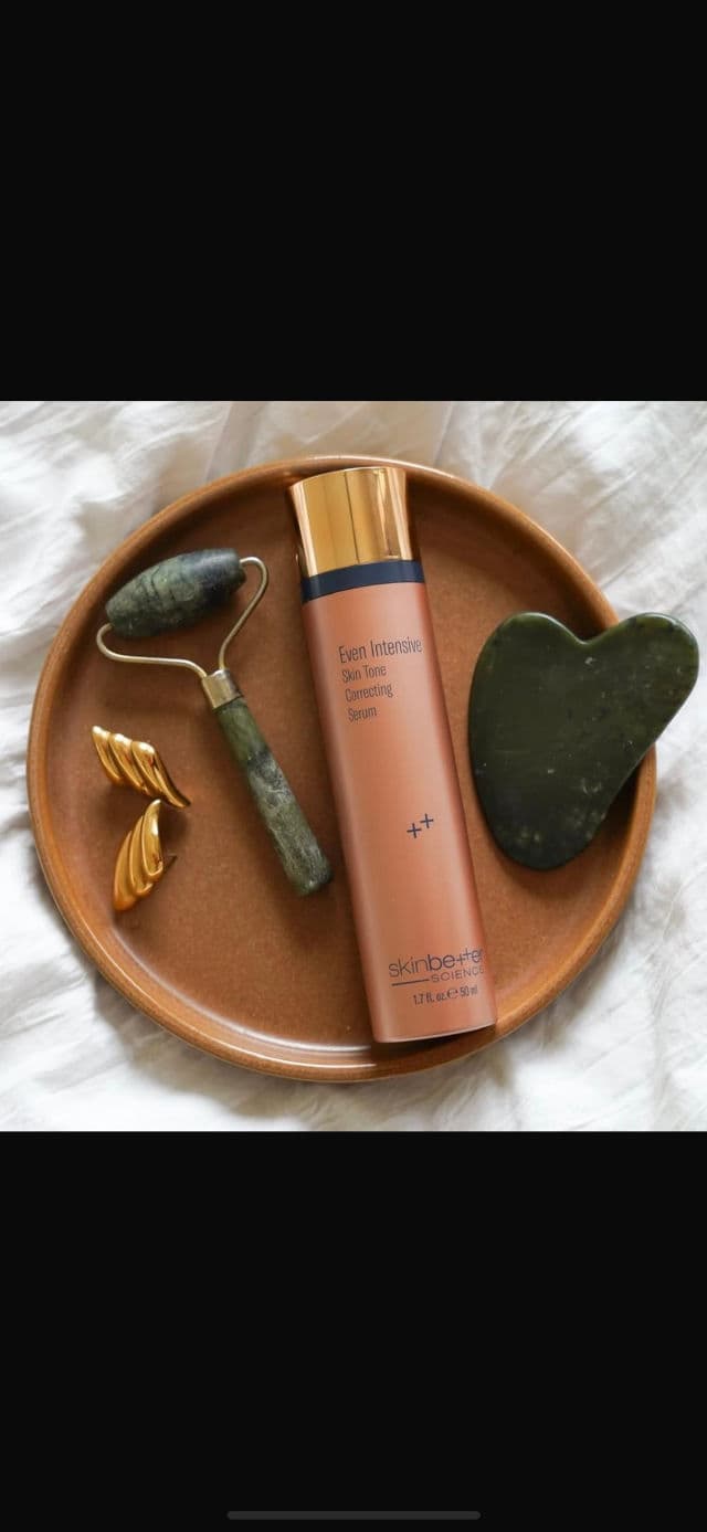 Skinbetter Science Even Tone Correcting Serum review photo by tainalazu