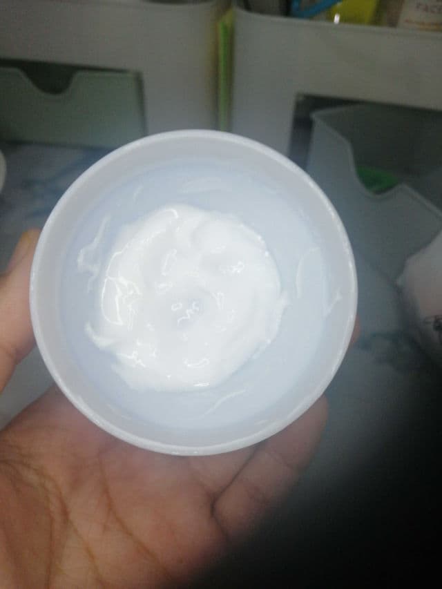 Safi Pelembap Muka Sari Gamat & Habbatus Sauda review photo by amirhafizz