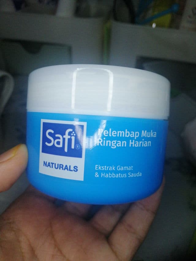 Safi Pelembap Muka Sari Gamat & Habbatus Sauda review photo by amirhafizz