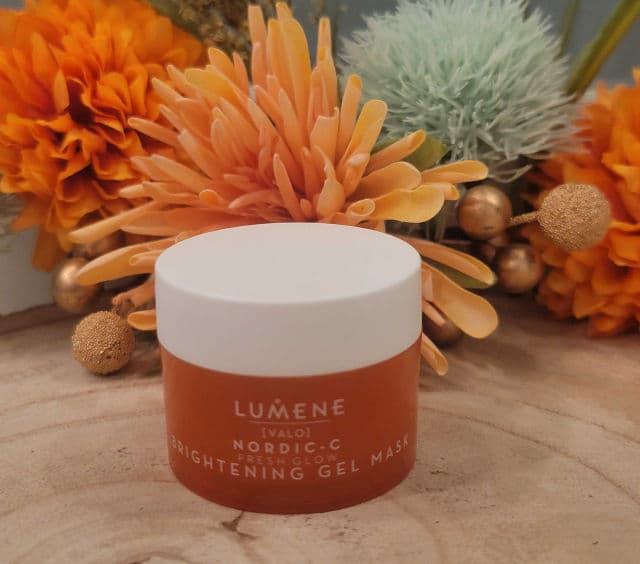 Lumene Nordic-C Fresh Glow Brightening Gel Mask review photo by ColleenDoc1996