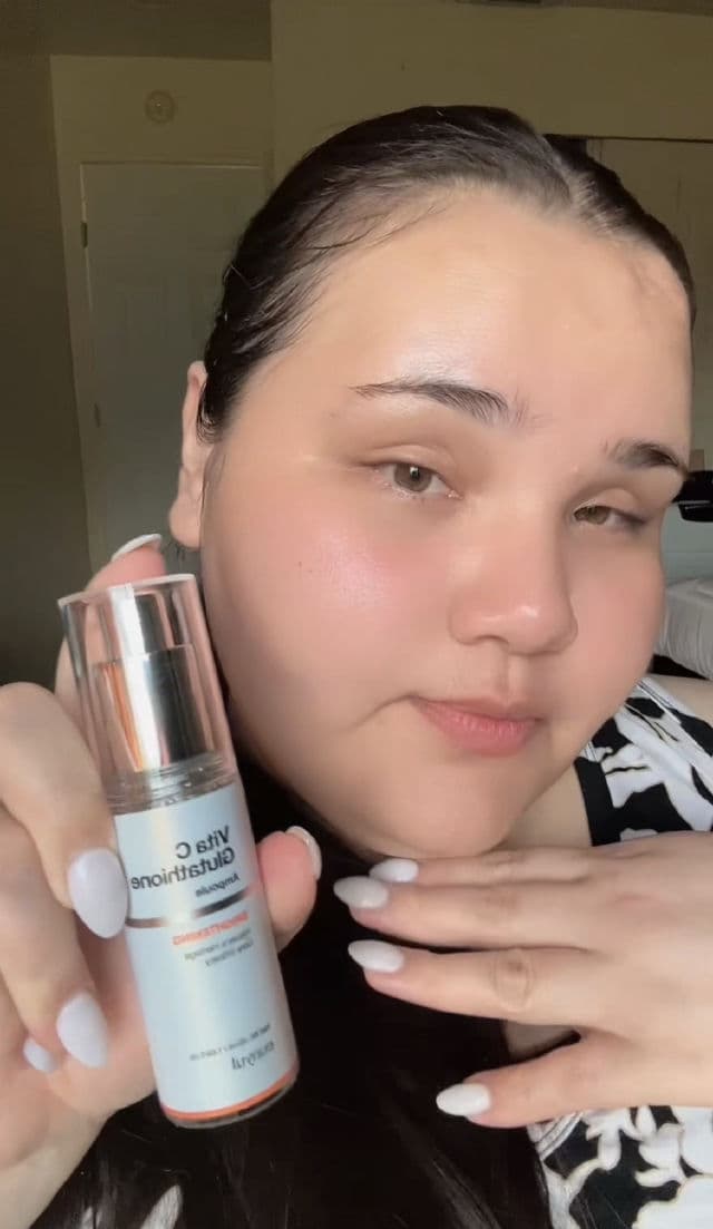 EUNYUL Vita C Glutathione Brightening Ampoule review photo by Gloryhrndz
