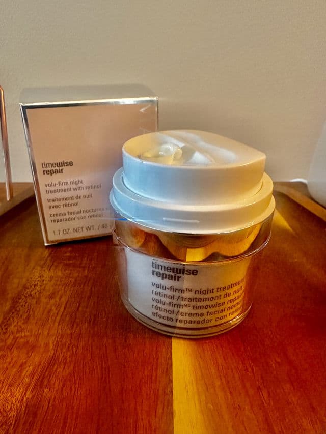 Mary Kay TimeWise Repair Volu-Firm Night Treatment with Retinol review photo by corfor15