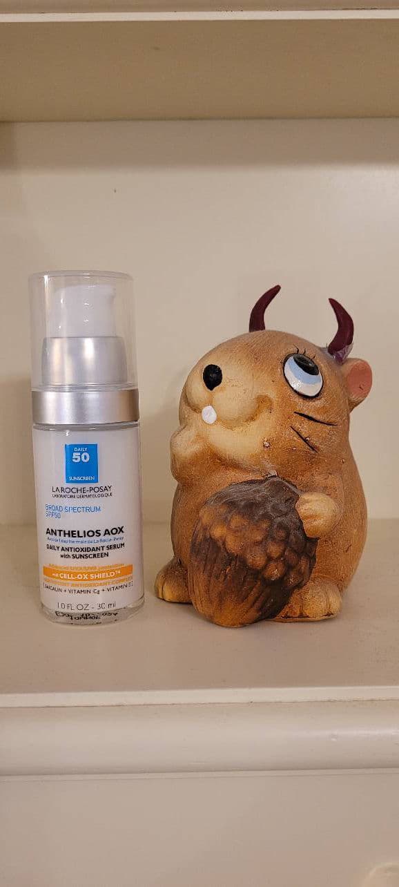 La Roche-Posay Anthelios AOX Daily Antioxidant Serum with Sunscreen SPF 50 review photo by Azureblu
