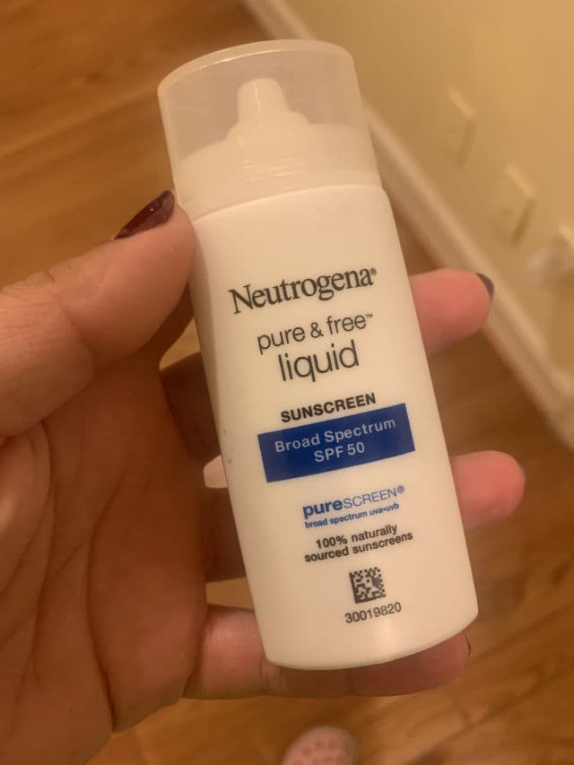 Neutrogena Pure & Free Liquid Daily Sunscreen SPF 50 review photo by cams99