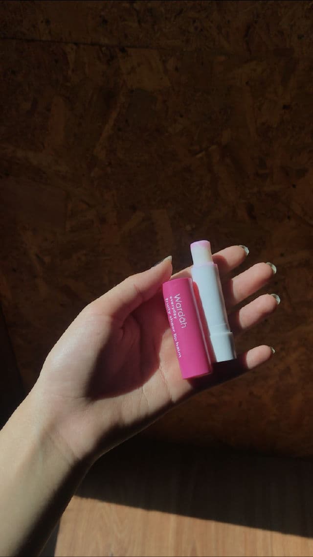 Wardah Everyday Fruity Sheer Lip Balm - Strawberry review photo by naishabelle