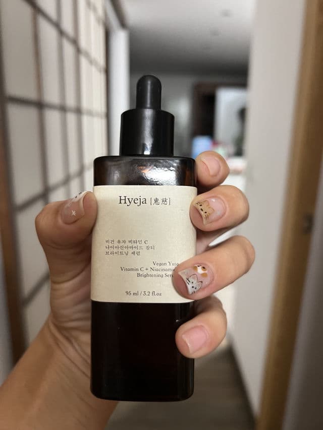 HYEJA Vegan Yuja Vitamin C Brightening Serum review photo by sarakawa