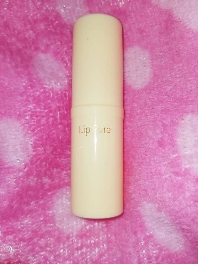 Mentholatum Lip Pure Natural Beeswax with Fruit Extracts review photo by Rooty