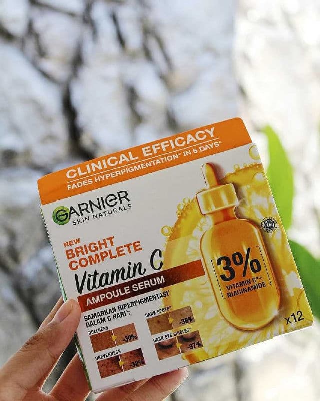 Garnier Bright Complete Vitamin C Ampoule Serum review photo by skeengeeks